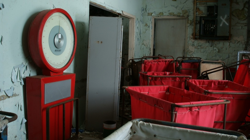 Illustration for article titled The Creepy World of Abandoned Asylums